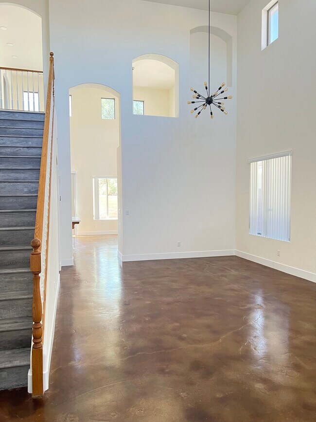 Photo - 4841 Graziano Ave