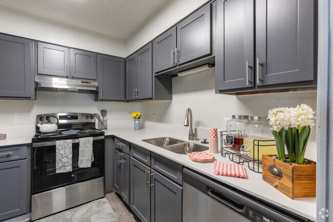 Building Photo - Pelham Rental