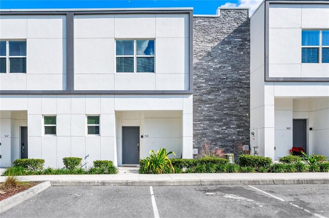 Building Photo - 513 Famagusta Dr