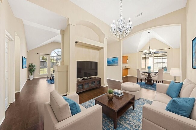 Photo - 6718 Meadowcrest Dr