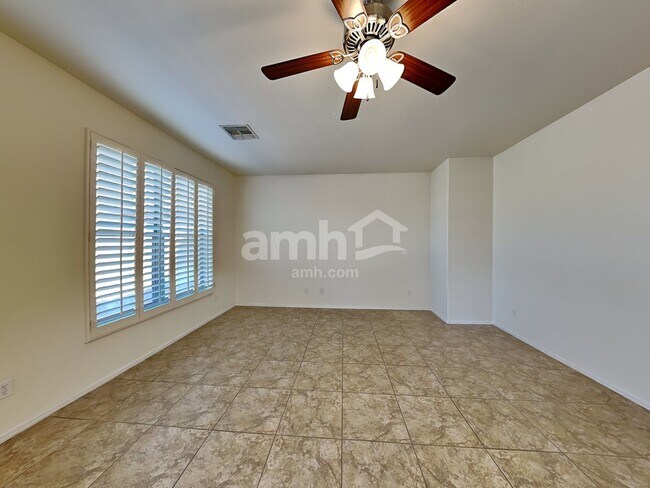 Photo - 1806 S 118th Dr