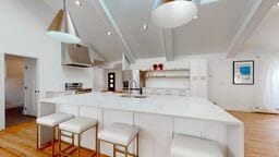 Photo - 802 Larchmont Rd