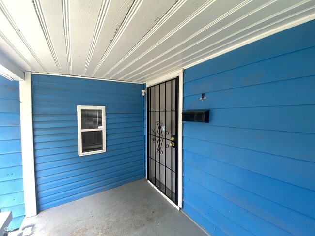 Photo - 402 N Bradley Ave