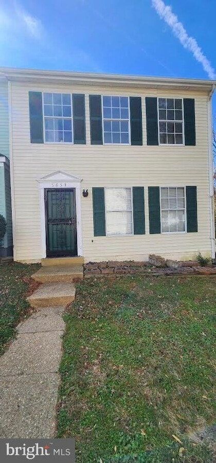 Photo - Discover a stunning 3-bedroom, 2.5-bathroom end unit Renovated townhome in Suitland