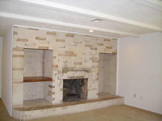 Photo - 810 Terryhollow St