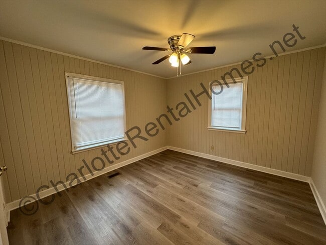 Photo - Brick Ranch home Convenient location