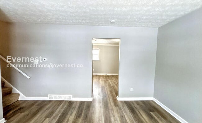 Photo - 3415 Bremen St