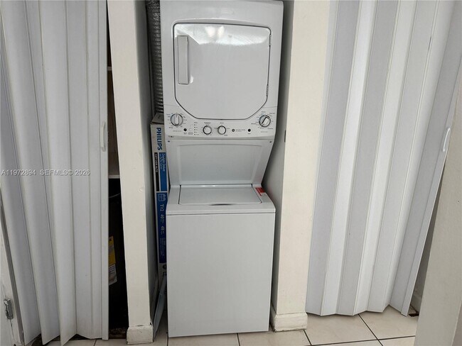 Photo - 10000 NW 80th Ct Unit 2301