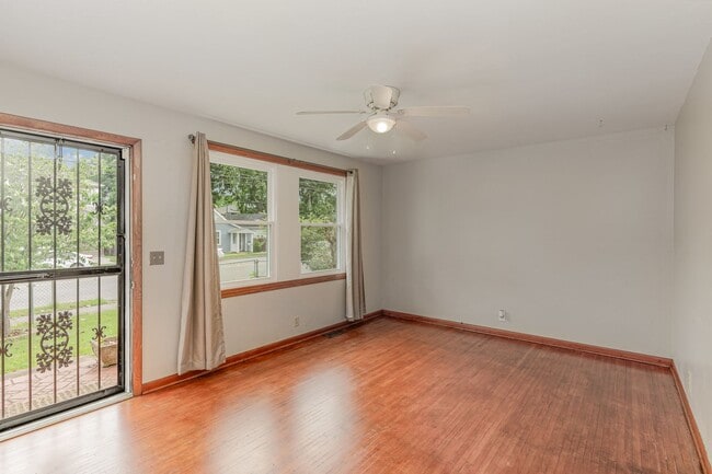 Photo - Charming 3 Bedroom 1 Bath Home in West Park!