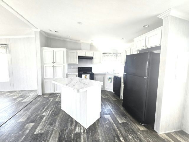 Photo - 7400 46th Ave N