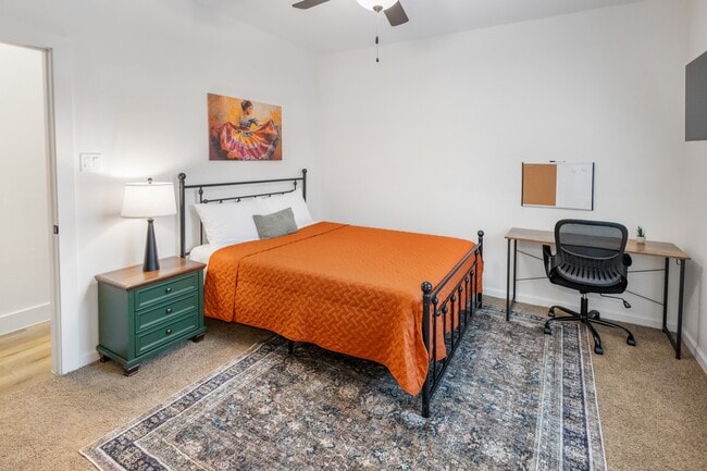 Photo - 5015 Reed Rd