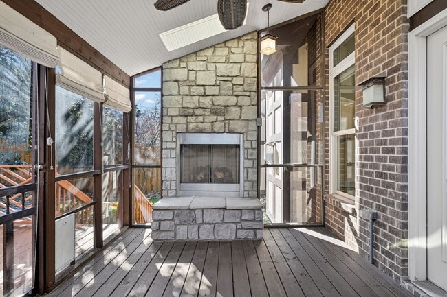 Photo - 2917 Wellesley Trce