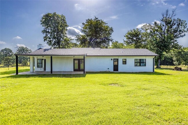 Photo - 850 N 4015 Rd