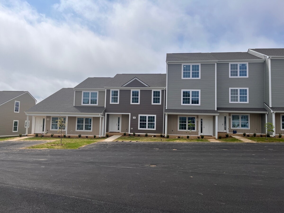 Photo - 375-395 Skylar Dr Townhomes