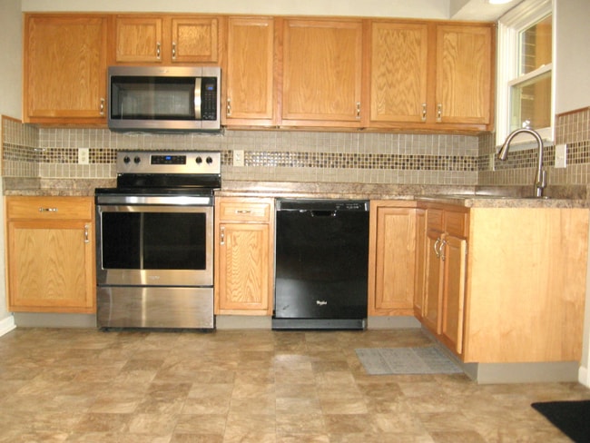 Photo - 5664 Greens Dr