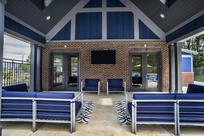 Photo - The Heights at Monte Sano