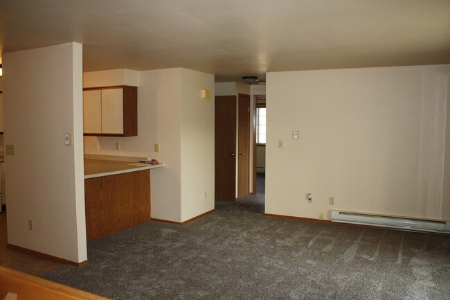 Photo - 3508 S 43rd St Unidad 2BR Condo Apt with Garage