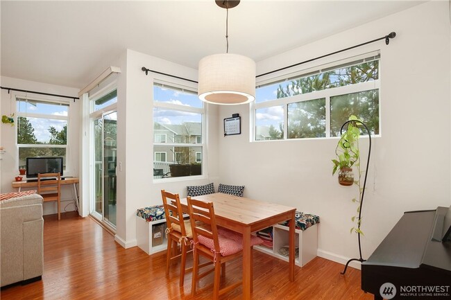 Photo - Sammamish 2 Bed 2 Bath