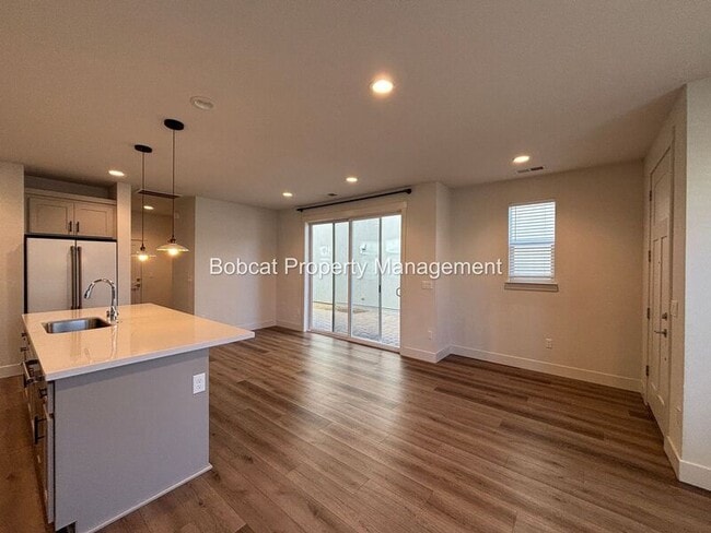 Photo - 1287 Grove St