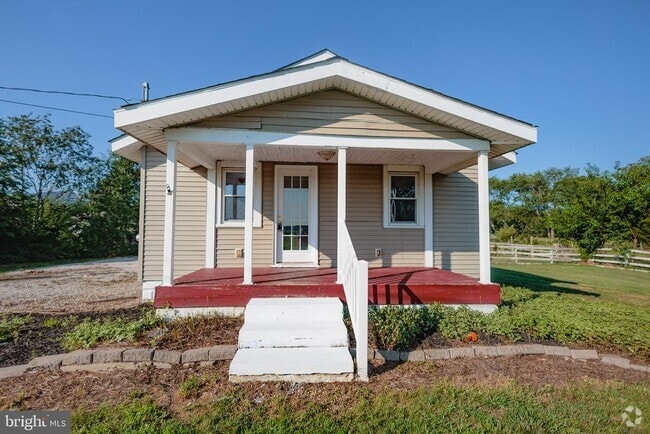 Building Photo - 162 Mill Rd Rental