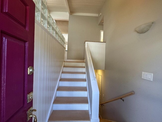 Photo - 2350 Rosewood Dr