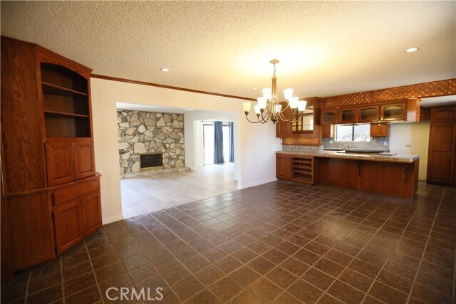 Photo - 2125 Rocky View Rd