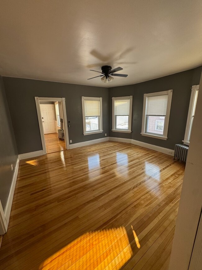 Photo - 95 Bradford Ave Unit 2