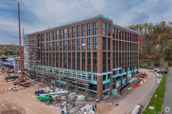 Building Photo - RT 500