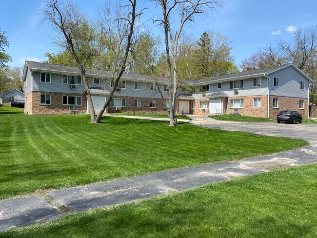 Building Photo - 214 S River St Unit 218-2