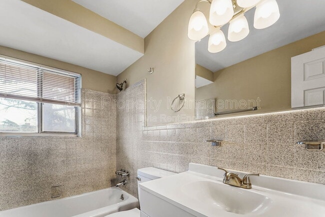 Photo - 24587 Kelly Rd Unidad 5