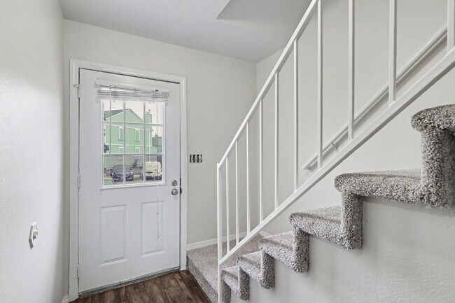 Photo - 4152 Charleston Dr