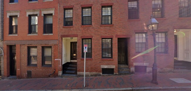 Building Photo - 61 Joy St Unit 3 Rental