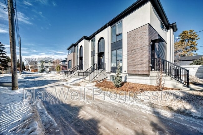Photo - 11115-11151 51 St NW