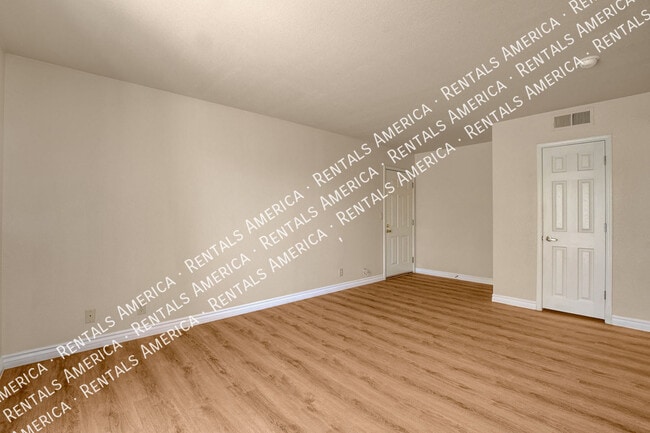 4310 Sandy River Dr