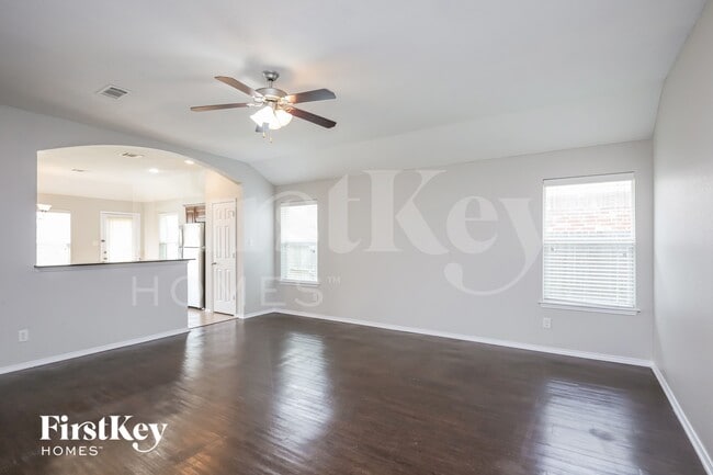 Photo - 2037 Cattle Creek Rd