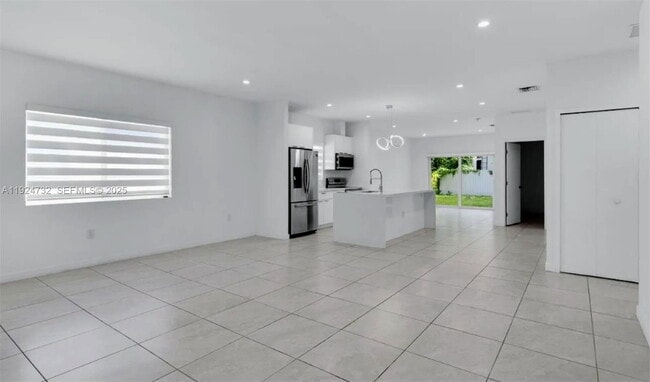 Photo - 23061 SW 124th Ave.