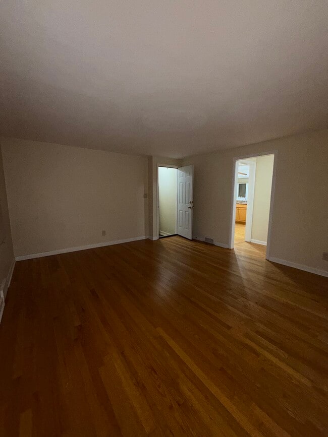 Photo - 1514 Caleb Ave