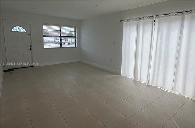 Photo - 426 NW 134th Ct