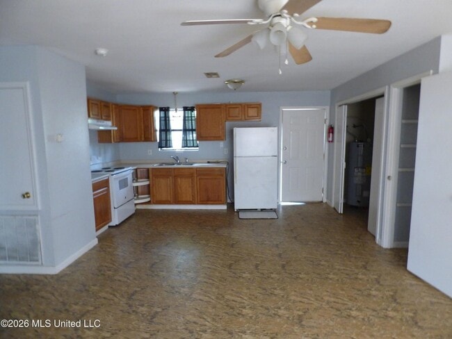 Photo - 144 Old Hwy 98 W Unidad 4