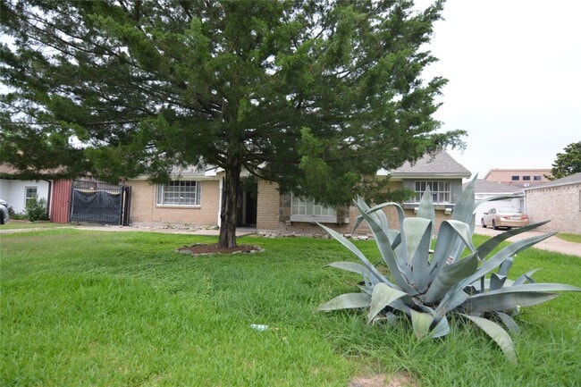 Photo - 11522 High Star Dr