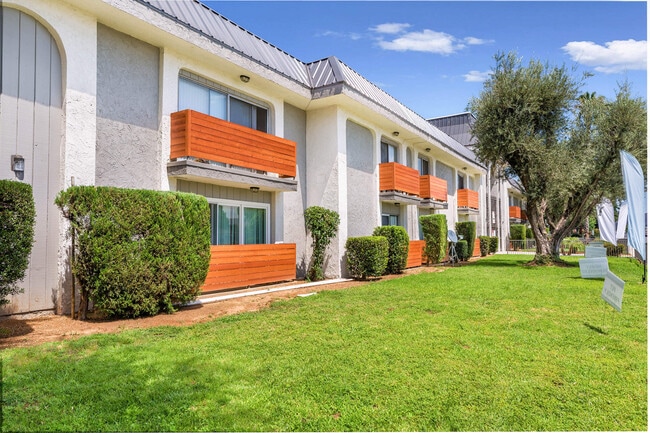 Sunnymead Apts