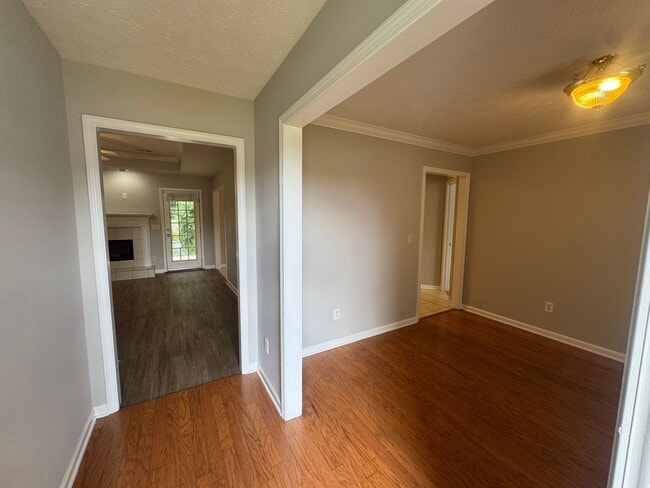 Photo - 4 Bedrooms in Eastern Oaks