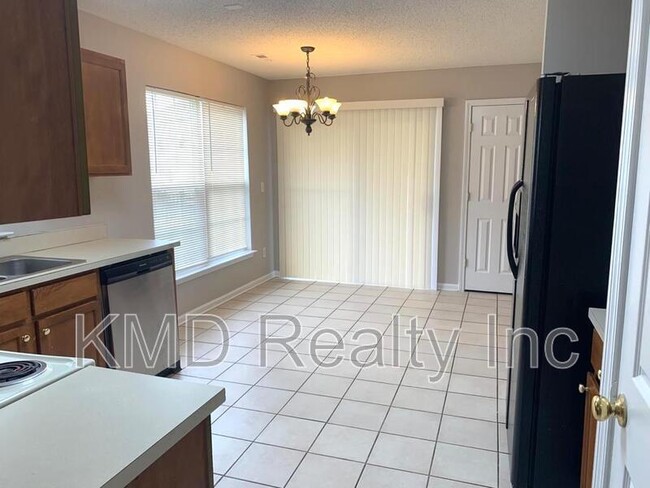 Photo - 4010 Woolcott Ave