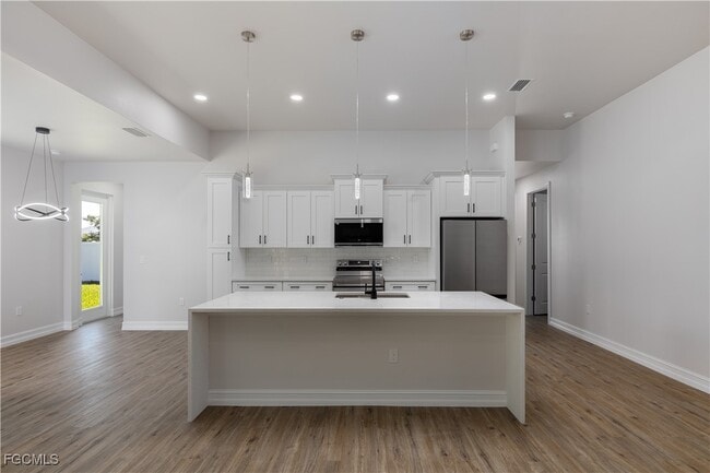 Photo - 521 NW 5th St