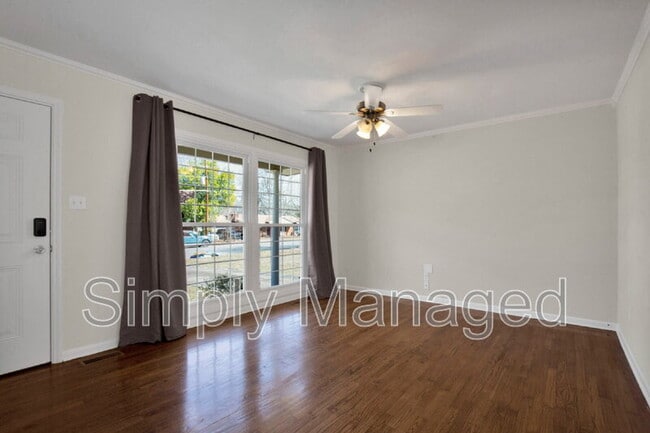 Photo - 7262 Ryan St