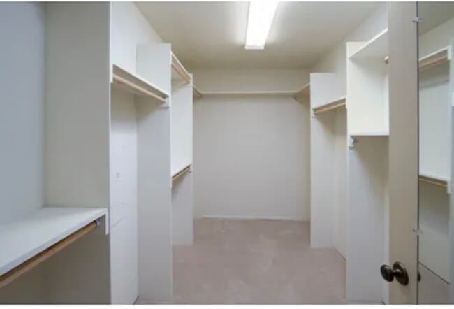 Building Photo - 6705 Marshall Pl Dr