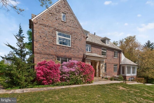 5553 Little Falls Rd