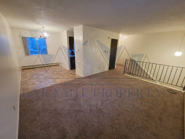 Photo - 708 Downey St Unit 10