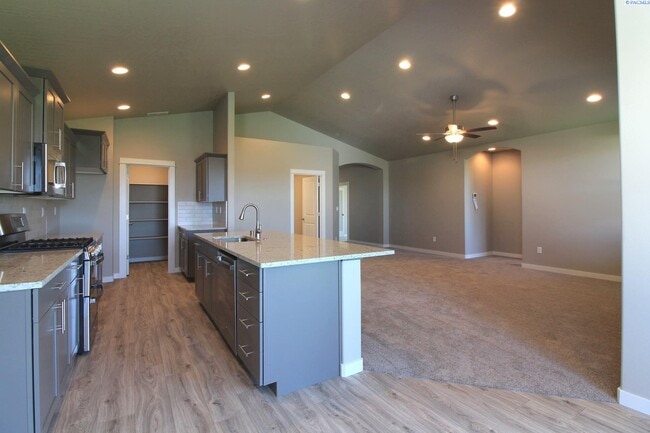 Photo - 3 Bed/2 Bath + an Office Home in West Pasco