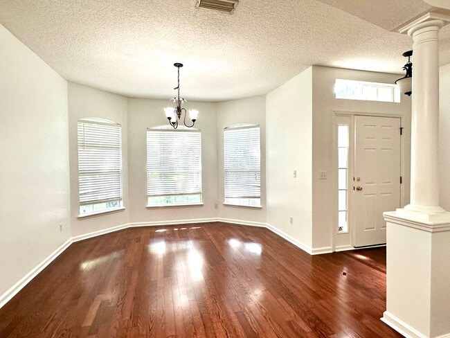 Photo - North Hampton! Amenities Galore! 4 Bed, 3 ...
